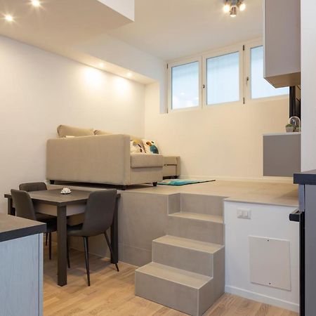 I Host Apartment - Val Strona 6 Mailand Exterior foto